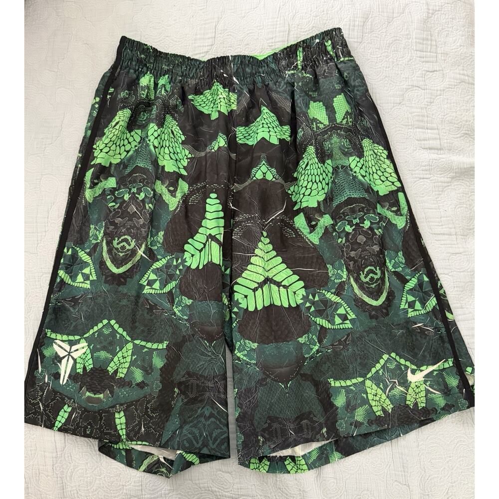 Nike Kobe Shorts Mens Medium Green Mamba Mentality Emerge Hyper Elite Snake XL